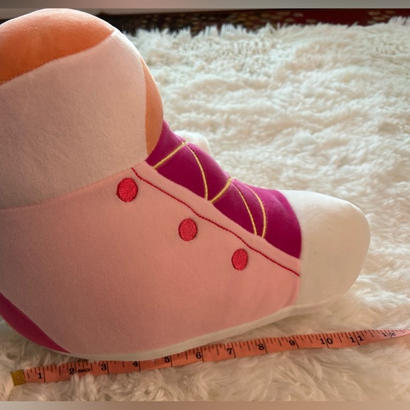 New Animal adventure skate shoe plush stuffed toy. Brand New with tags. Pink - Picture 4 of 5